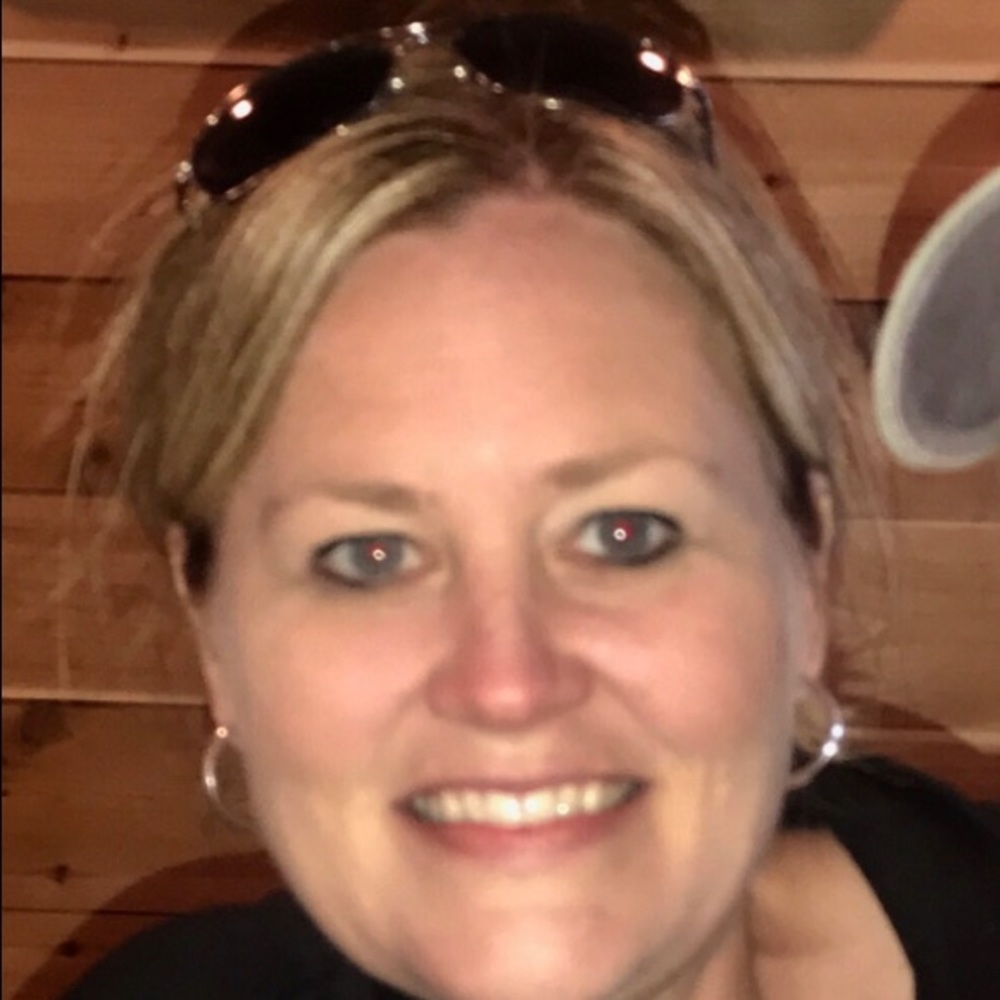 Meet your Posher, Cynthia